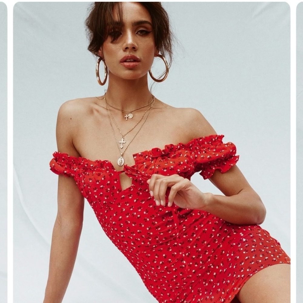 Elegant Red Off-Shoulder Dress